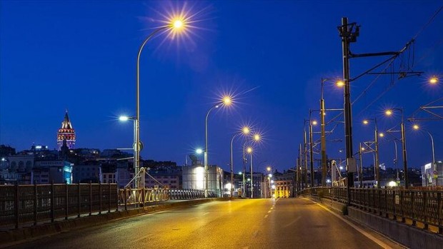 56 Saatlik Sokağa Çıkma Kısıtlaması Başladı